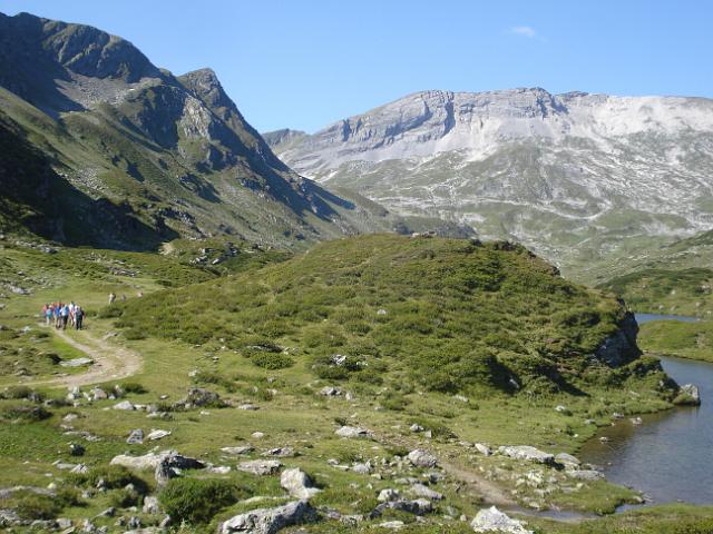 96 im Hintergrund die Lungauer Kalkspitze 2471 m.JPG